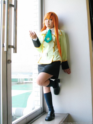 cosone070503_02f.jpg